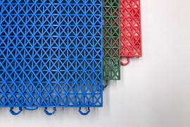 Double layer interlocking floor